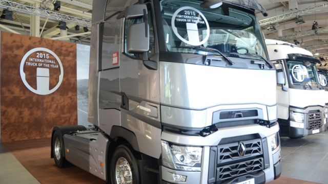 Η νέα γκάμα «Range T» της Renault απέσπασε τελικά την κορυφαία διάκριση «Φορτηγό της Χρονιάς 2015» (International Truck of the Year 2015)