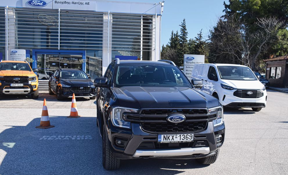 Παραλαμβάνοντας το Ford Ranger Wildtrak από τις εγκαταστάσεις της εταιρείας Ford Βροχίδης-Χατζής Α.Ε. στη Θεσσαλονίκη.