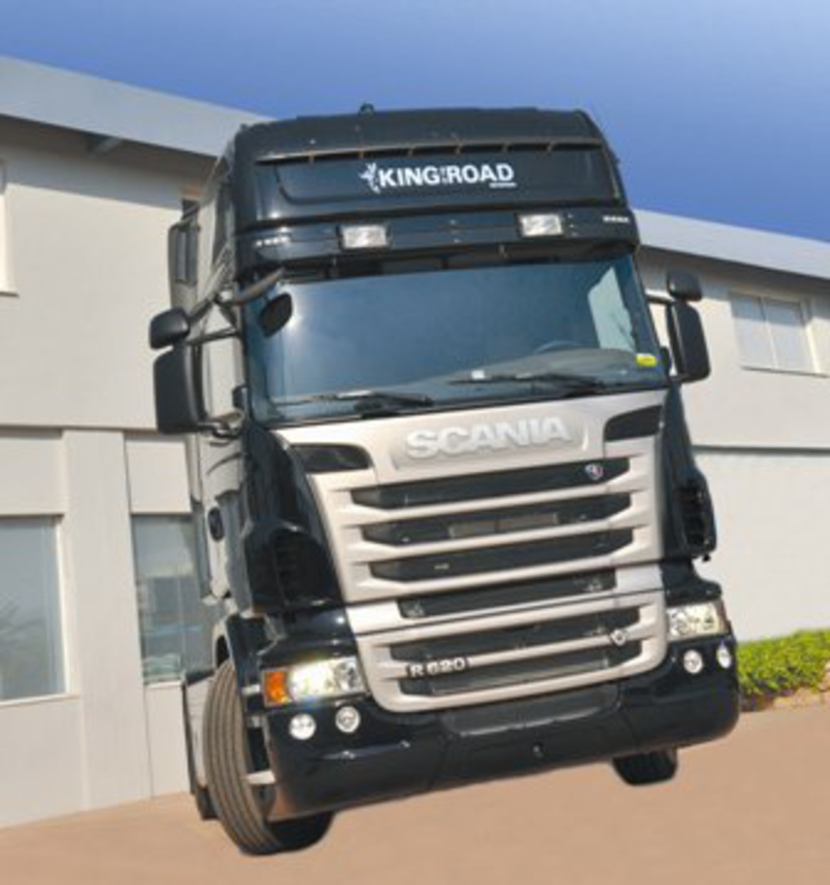 Οδηγούμε το Νέο SCANIA R 620 Οδηγούμε το Νέο SCANIA R 620