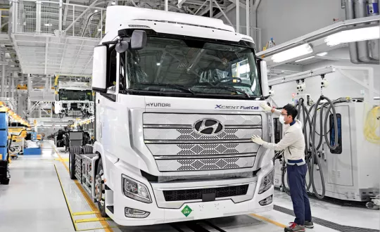 Μέχρι το 2025, η Hyundai θέλει να έχει κατασκευάσει 1.600 μονάδες του υδρογονοκίνητου XCIENT Fuel Cell.