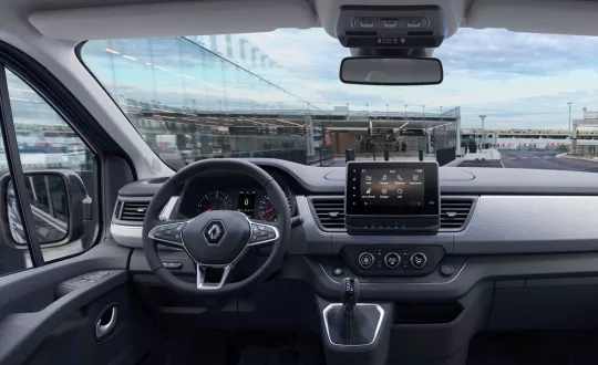 Νέο σύστημα infotainment Renault EASY LINK με 8άρα οθόνη αφής και δυνατότητα ασύρματης φόρτισης κινητών τηλεφώνων.