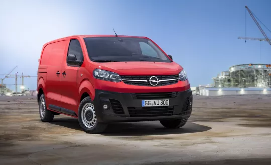 Η Opel δεν έχει ανακοινώσει ακόμα τους κινητήρες που θα αποτελούν τη γκάμα του νέου Vivaro. Ενδιαφέρον έχει το γεγονός πως θα προσφέρεται αυτόματο κιβώτιο οκτώ σχέσεων και -ακόμα περισσότερο- ότι ήδη από το 2020, το νέο Vivaro θα διατίθεται και σε αμιγώς ηλεκτρική έκδοση.