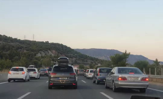 Το παρατηρητήριο Οδικής Ασφάλειας θα συλλέγει κάθε χρόνο τα στοιχεία για τα τροχαία ατυχήματα στη χώρα. αυτοκίνητα στην εθνική οδό