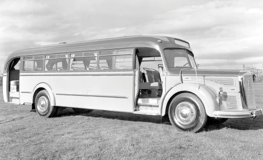 Το Mercedes-Benz O 6600 σε έκδοση πούλμαν. Το Mercedes-Benz O 6600 σε έκδοση πούλμαν.