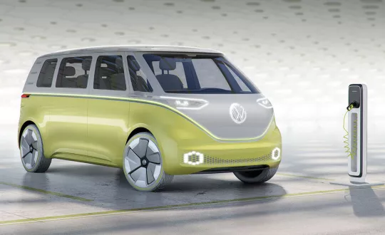 H VW αναπτύσσει την παραγωγική της ικανότητα στην Ευρώπη, προκειμένου να καλύψει την αυξανόμενη ζήτηση για μπαταρίες.