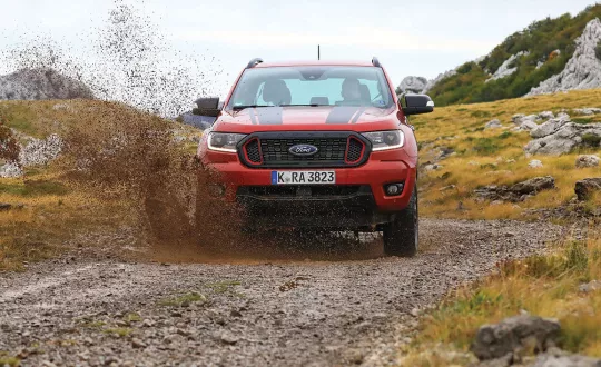 Νέο Ford Ranger Stormtrak Νέο Ford Ranger Stormtrak