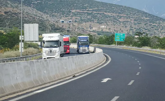 Ο αυτοκινητόδρομος μέσω Αλμυρού προσφέρει μεγαλύτερη άνεση και ασφάλεια στους επαγγελματίες οδηγούς. 