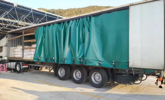 Εντοπίστηκαν στο φορτηγό 254 συσκευασίες υδροπονικής κάνναβης Εντοπίστηκαν στο φορτηγό 254 συσκευασίες υδροπονικής κάνναβης