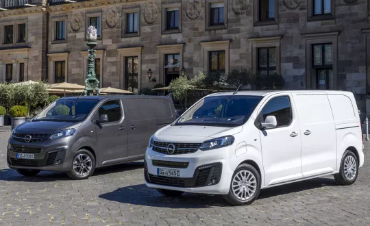 Το Vivaro-e διατίθεται σε όλες τις εκδόσεις αμαξώματος