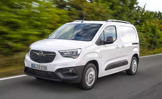 Η Opel προσφέρει ένα νέο πρόγραμμα μετατροπών για τα Combo Cargo και Combo Life, σε σε συνεργασία με πιστοποιημένους ειδικούς στο χώρο των μετατροπών όπως οι εταιρείες AMF-Bruns, Car Fibreglass, Focaccia, Gruau, Kerstner, Lamberet, Morice Constructeur και Tripod Mobility. 