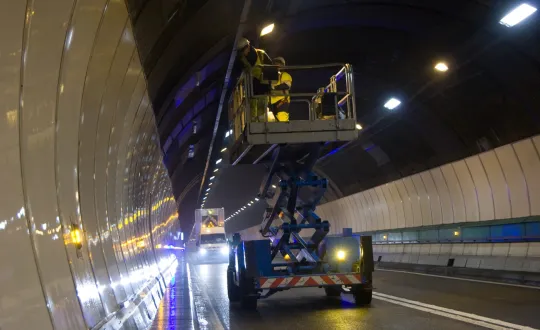 φωτό tunnelmb.net