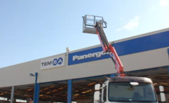 Πρόβα για το γερανάκι της KLM από την Cranes Group Πρόβα για το γερανάκι της KLM από την Cranes Group