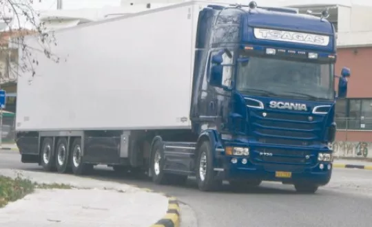 Δρομολόγια από την Ήπειρο στην  Αθήνα με το Scania R 730