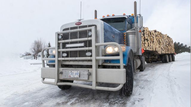 Canada Trucking: οδηγοί παντός καιρού