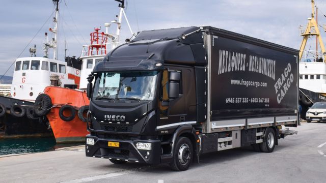 Το τελευταίο απόκτημα της Frago Cargo από το Βόλο. Το Iveco Eurocargo εκτελεί μεταφορές σε όλη την Ελλάδα. Σύντομα πρόκειται να κοτσάρει και ρυμούλκα. 