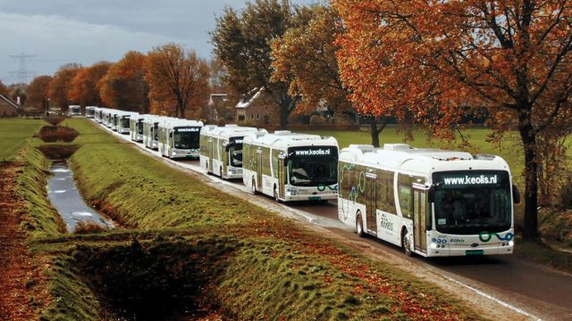 Στόλος λεωφορείων προς παράδοση στην Keolis Ολλανδίας. Τα λεωφορεία κατασκευάστηκαν στο εργοστάσιο της BYD στην Ουγγαρία.