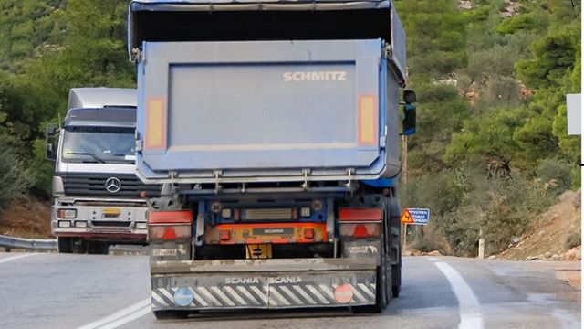 Στην κυκλοφορία η νέα γέφυρα στην ΠΕΟ Φαρσάλων-Βόλου