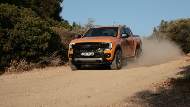 Το πρώτο plug-in υβριδικό ελαφρύ ημιφορτηγό της Ford 