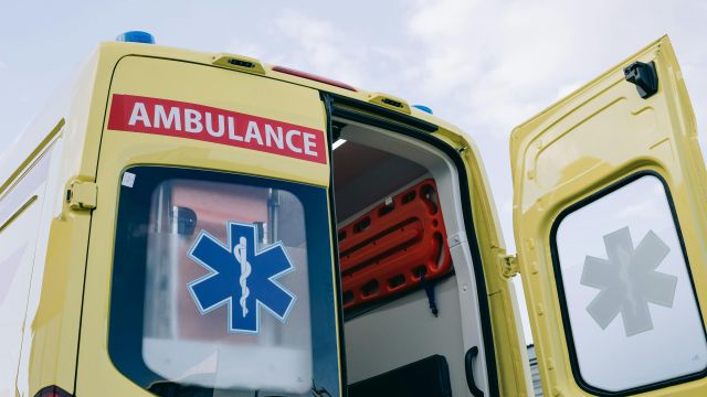 ασθενοφόρο 