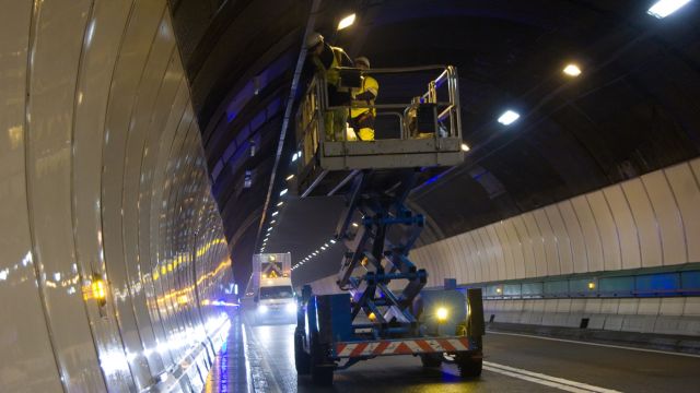 φωτό tunnelmb.net