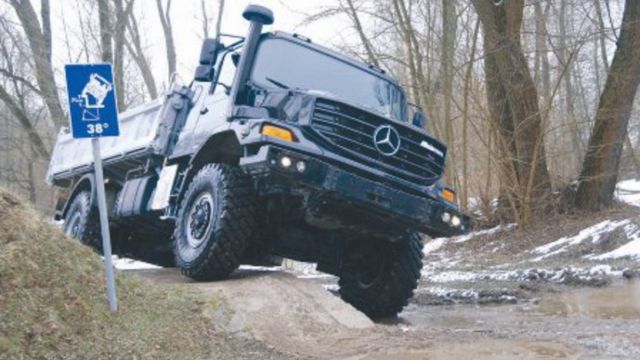 Mercedes-Benz Zetros: Ο Γερμανός Καταδρομέας