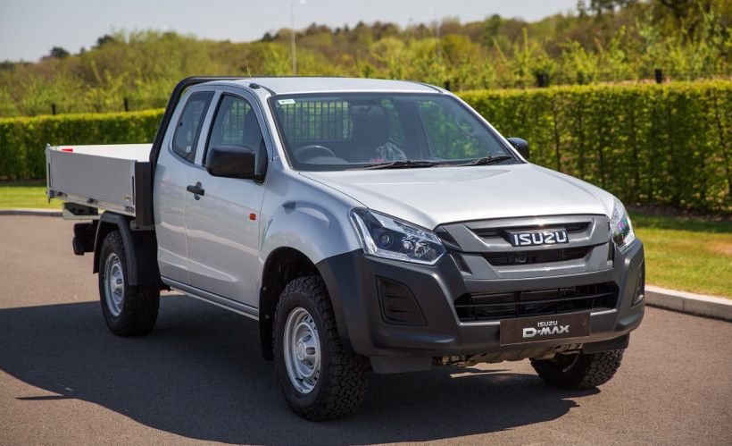 Ανατρεπόμενο D-Max και δύο ακόμα σπέσιαλ εκδόσεις