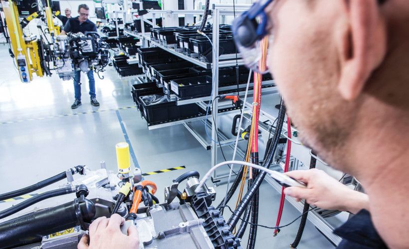 Συνεργασία έκπληξη: Daimler και Volvo στην υδρογονοκίνηση