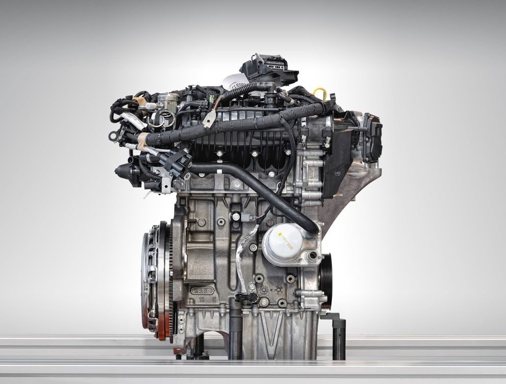H Ford αναβάθμισε πρόσφατα τον βενζινοκινητήρα 1.0L EcoBoost, με τεχνολογίες όπως το πρώτο στη βιομηχανία σύστημα απενεργοποίησης κυλίνδρων για τρικύλινδρο κινητήρα. 