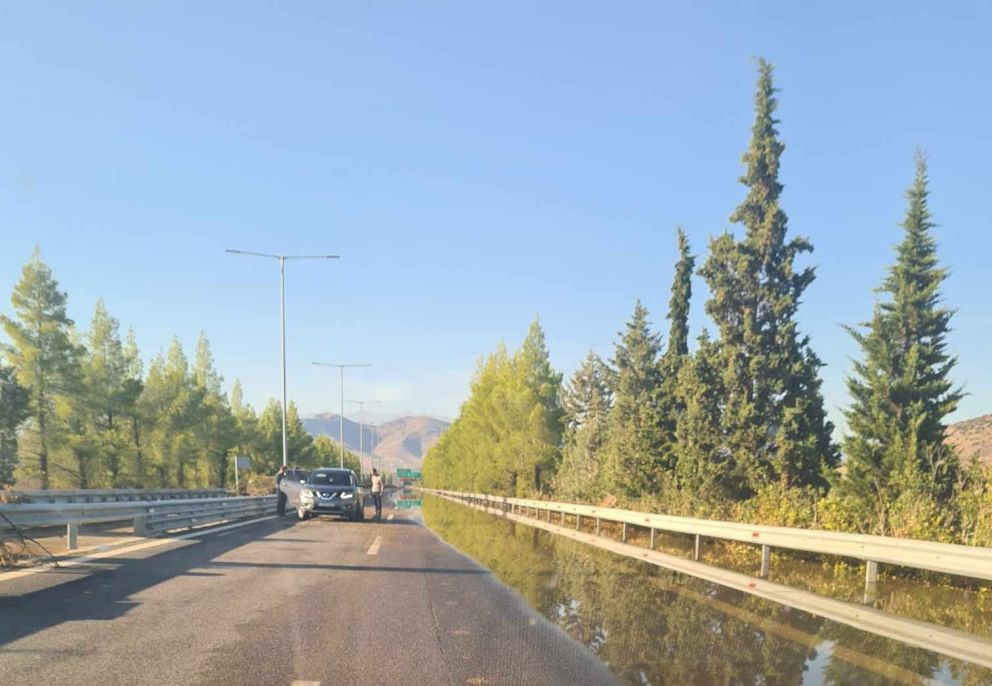 Πάντως μεγάλο μέρος των καταστροφών σε δρόμους και άλλες υποδομές που υπέστη η Θεσσαλία ακόμα δεν έχει αποκατασταθεί
