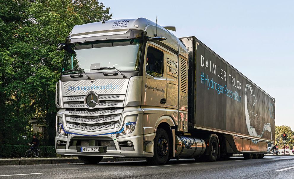 Το Mercedes-Benz GenH2 Truck στους δρόμους του Βερολίνου έχοντας καλύψει μια απόσταση 1.047 χιλιομέτρων.