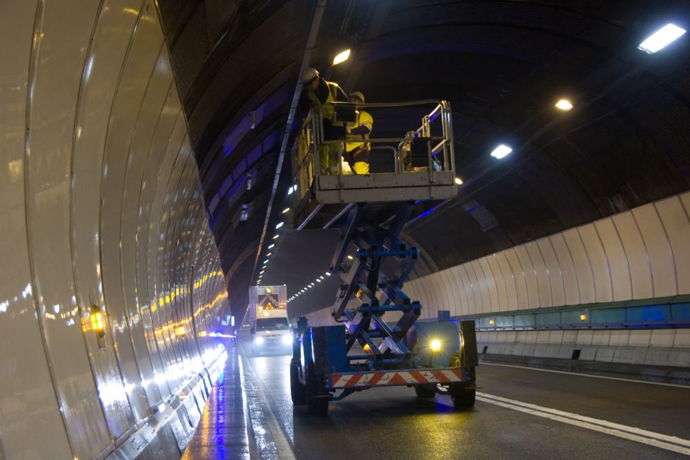 φωτό tunnelmb.net