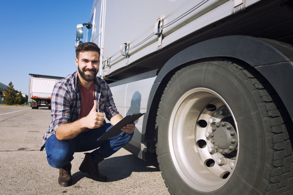 truck driver freepik