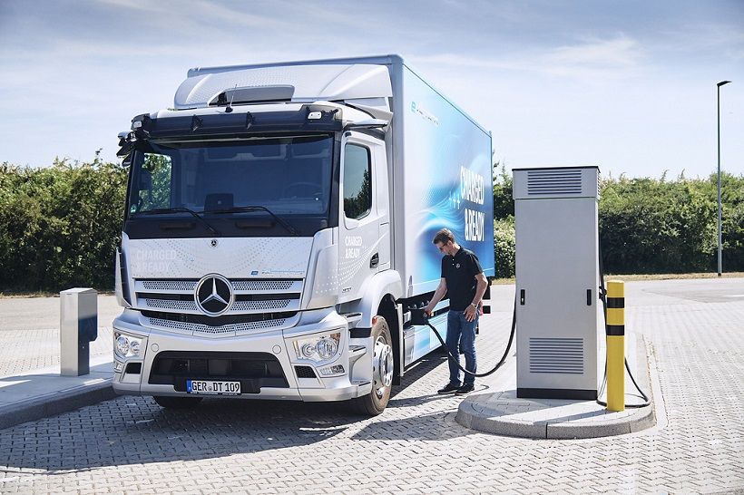 Αυτονομία 500 χιλ. για το eActros μεγάλων αποστάσεων 40 τόνων