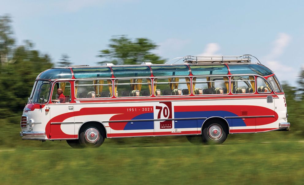 Setra S9