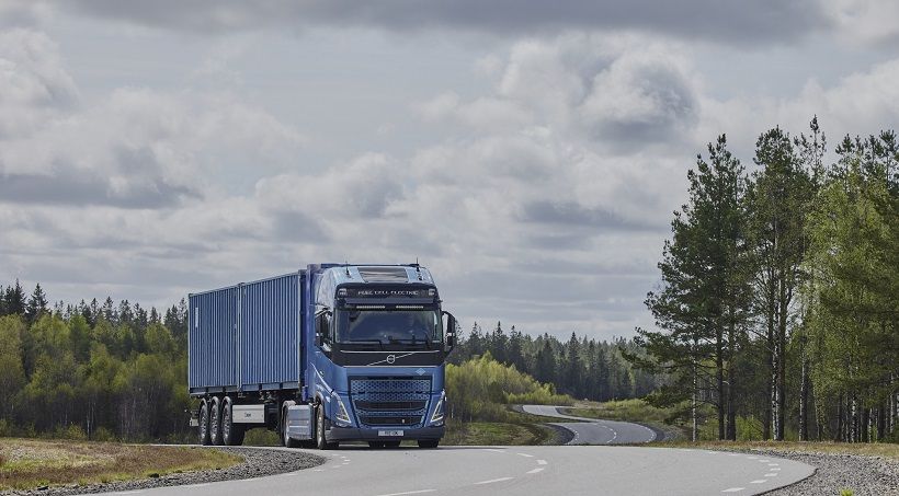 Φορτηγά Volvo υδρογόνου με εμβέλεια 1.000 χιλιομέτρων