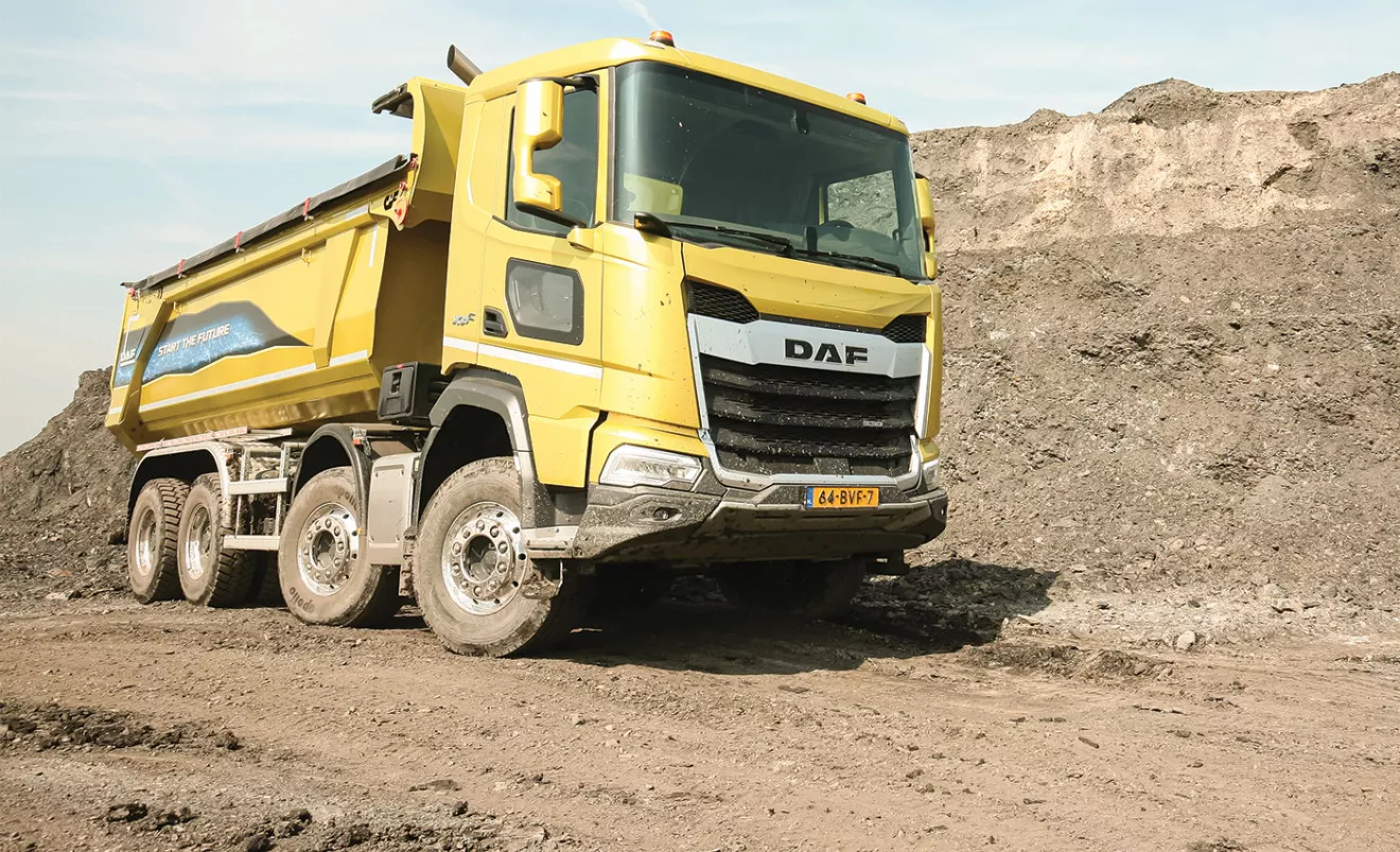 Νέα DAF χωματουργικά και πολυάξονα φορτηγά