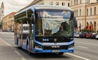 Το ηλεκτρικό MAN Lion’s City E στους δρόμους του Μονάχου. Το ηλεκτρικό MAN Lion’s City E στους δρόμους του Μονάχου.