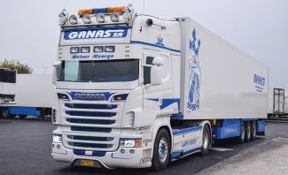 Το Scania της μεταφορικής Γκάνας Α.Ε από τον Τύρναβο. Το Scania της μεταφορικής Γκάνας Α.Ε από τον Τύρναβο.