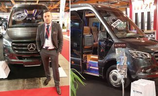 Ο κ. Κώστας Νίκας στο περίπτερο της Busworld στις Βρυξέλλες. Ο κ. Κώστας Νίκας στο περίπτερο της Busworld στις Βρυξέλλες.