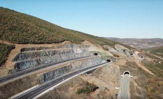 Το «πράσινο φως» έδωσε η Κομισιόν για την κατασκευή του τμήματος Λαμία – Ξυνιάδα» του Ε65, εγκρίνοντας χρηματοδότηση ύψους 255 εκ. ευρώ. Το «πράσινο φως» έδωσε η Κομισιόν για την κατασκευή του τμήματος Λαμία – Ξυνιάδα» του Ε65, εγκρίνοντας χρηματοδότηση ύψους 255 εκ. ευρώ.