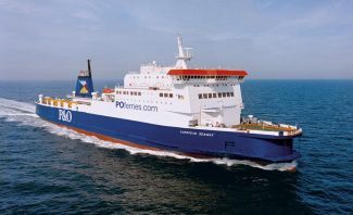 Εκτός από το Καλαί τα πλοία της P&O ταξιδεύουν καθημερινά προς το Ρότερνταμ της Ολλανδίας και το Zeebrugge του Βελγίου. Εκτός από το Καλαί τα πλοία της P&O ταξιδεύουν καθημερινά προς το Ρότερνταμ της Ολλανδίας και το Zeebrugge του Βελγίου.
