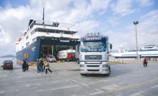 Ηγουμενίτσα - Πάτρα με το καράβι ή οδικώς Ηγουμενίτσα - Πάτρα με το καράβι ή οδικώς