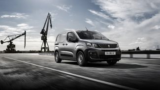 Γνωρίστε τα βασικά χαρακτηριστικά του νέου Peugeot Partner που λανσάρεται στη χώρα μας. Γνωρίστε τα βασικά χαρακτηριστικά του νέου Peugeot Partner που λανσάρεται στη χώρα μας.