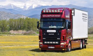 Το super Scania του Ανδρές και του Χάρη Κοντογιάννη Το super Scania του Ανδρές και του Χάρη Κοντογιάννη