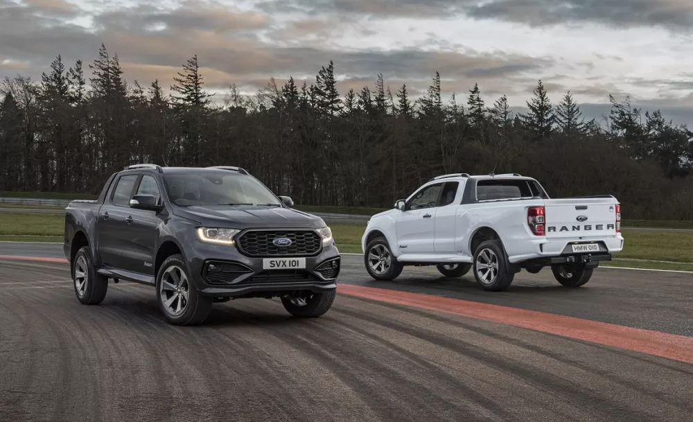 Το νέο Ford Ranger MS-RT θα είναι διαθέσιμο σε επιλεγμένες αγορές της Ευρώπης από το προσεχές καλοκαίρι, τόσο σε Double Cab όσο και σε Super Cab εκδόσεις αμαξώματος.