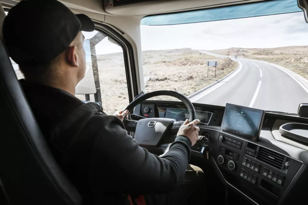 driver volvo οδηγός