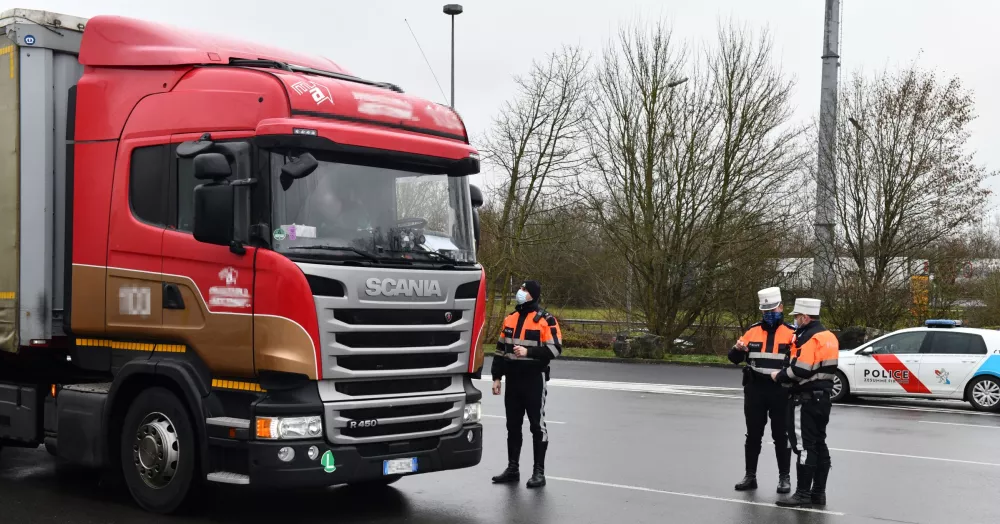 Ο έλεγχος πραγματοποιήθηκε σε πολυσύχναστο τμήμα μεταξύ Γαλλίας και Βελγίου στο Λουξεμβούργο. Φωτο: Αστυνομία Λουξεμβούργου
