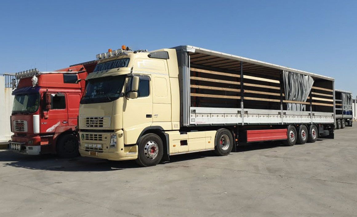 Τα φορτηγά είχαν ξεφορτώσει το φορτίο σε εργοστάσιο στην πόλη Ερμπίλ του Ιράκ και επέστρεφαν άδεια στην Τουρκία απ’ όπου θα συνέχιζαν για την Ελλάδα. 