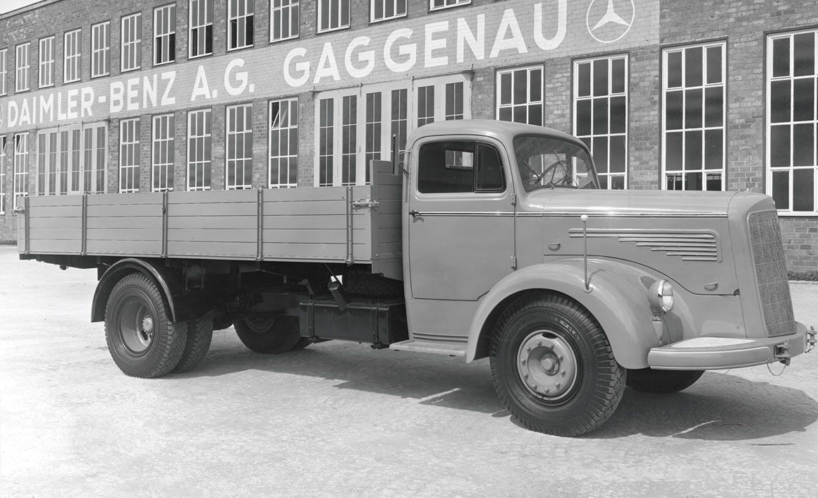 Το L 6600 φωτογραφημένο το 1950 στο εργοστάσιο της Daimler-Benz στο Gaggenau.