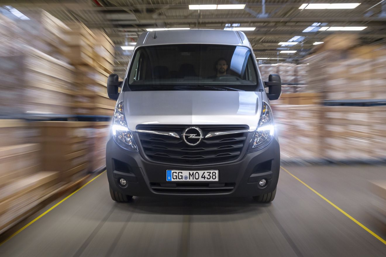Η Opel δεν ανακοινώνει προς το παρόν τους κινητήρες που θα συνθέσουν τη γκάμα του νέου Movano.